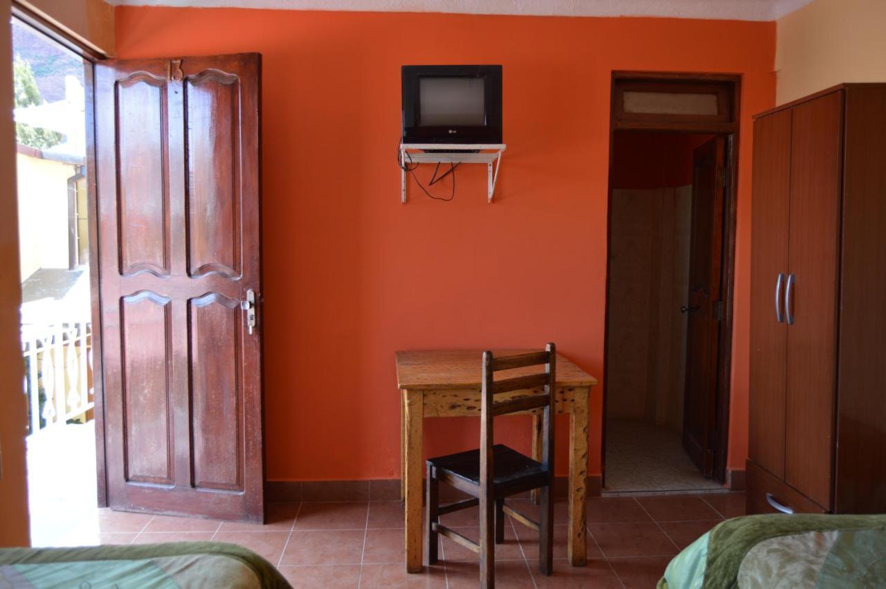 Hostal Coronel Pedro Arraya Tupiza Luaran gambar